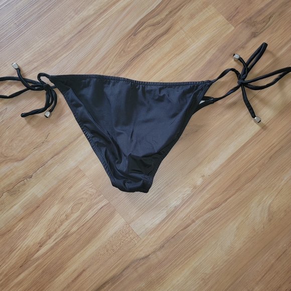 VENUS black string bikini bottoms - Picture 2 of 3
